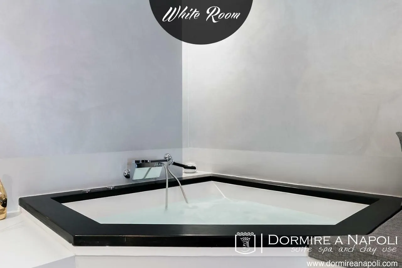 Luxury Suite Naples 0*,